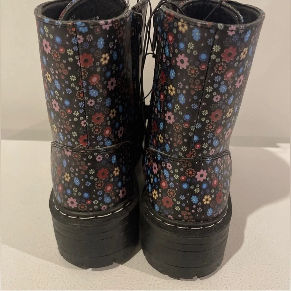 Sugar Women's Kaedy Combat Boots - Size 9.5 - Picture 3 of 9